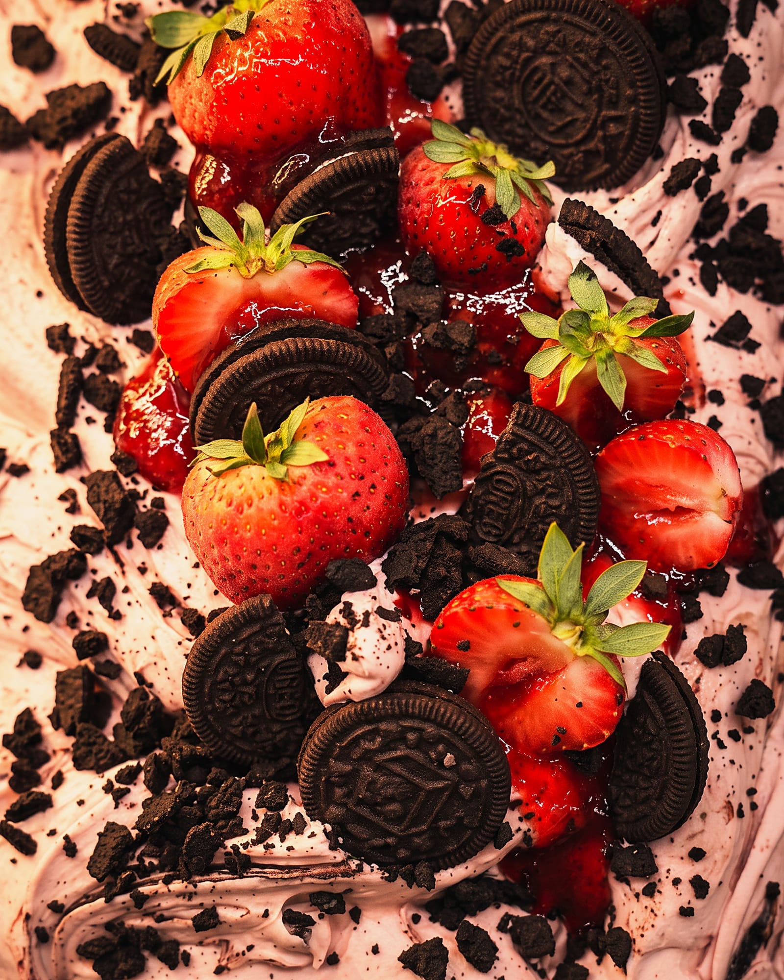 Aardbeien Oreo — close-up van het ijs