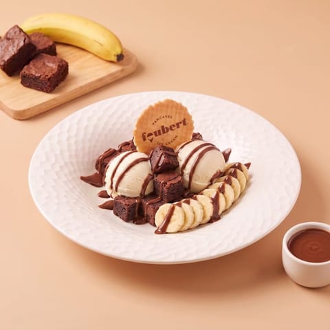 Coupe banana brownie — tan skin