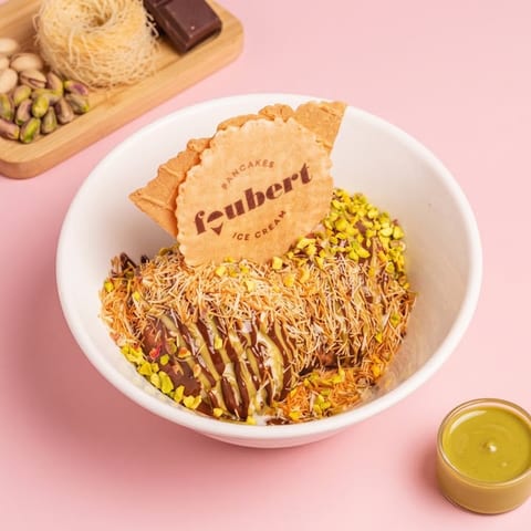 Coupe Dubai chocolate — roze skin