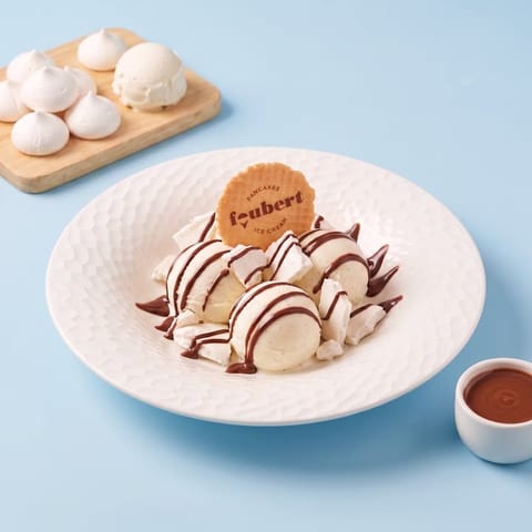 Coupe meringue — blauwe skin