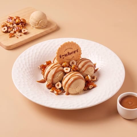 Coupe noisette — tan skin