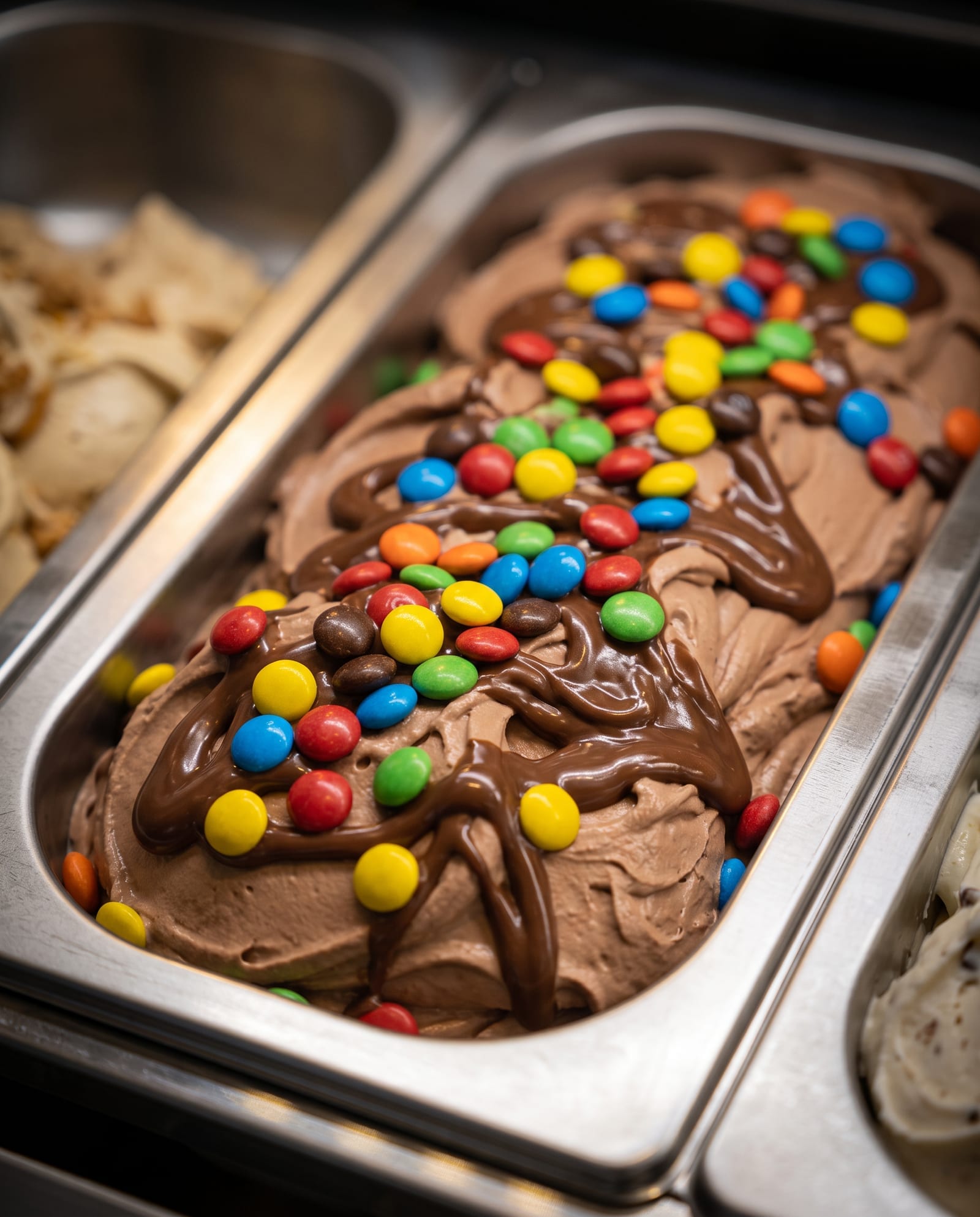 M&M's — ijsbak in de toog