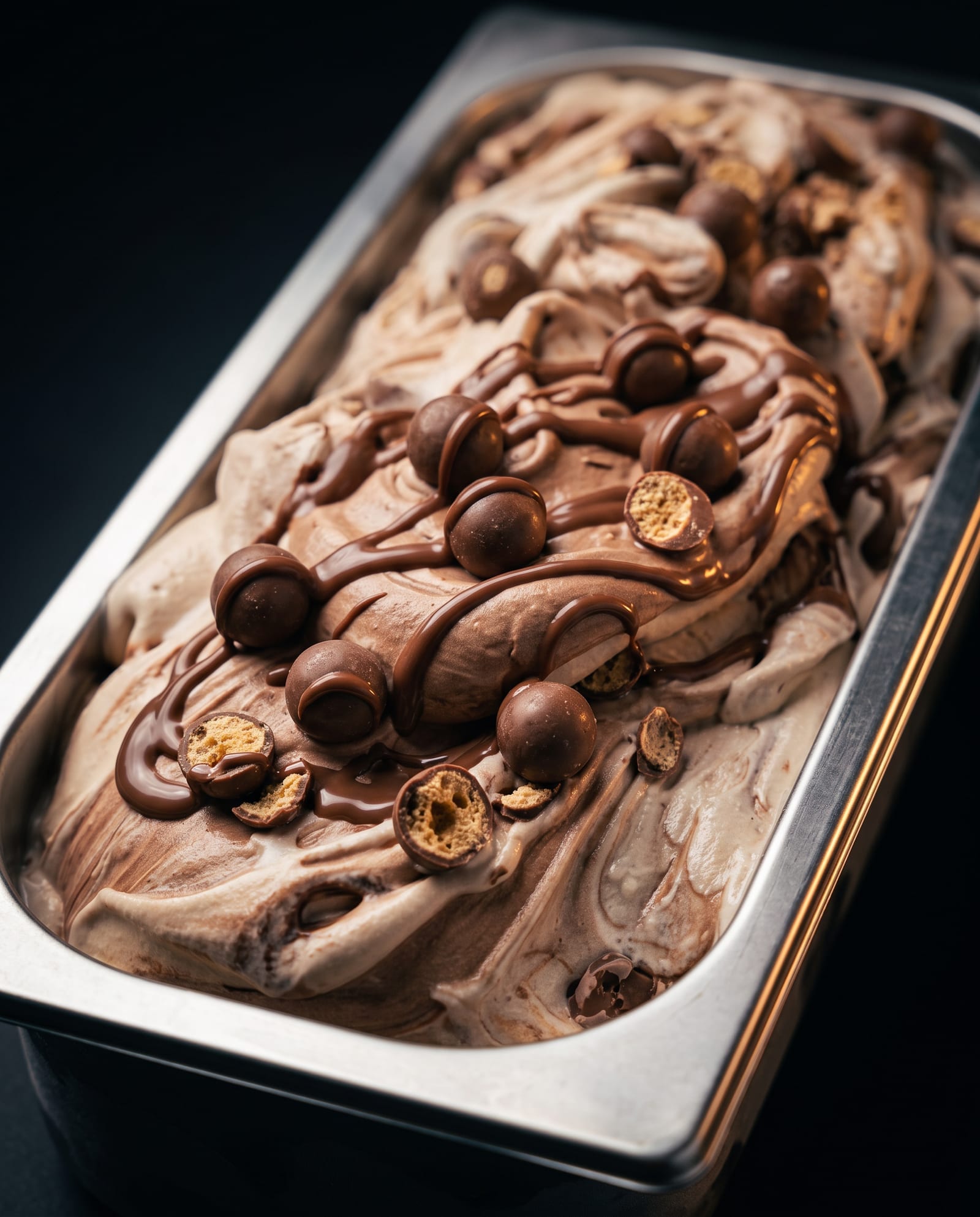 Maltesers — ijsbak in de toog