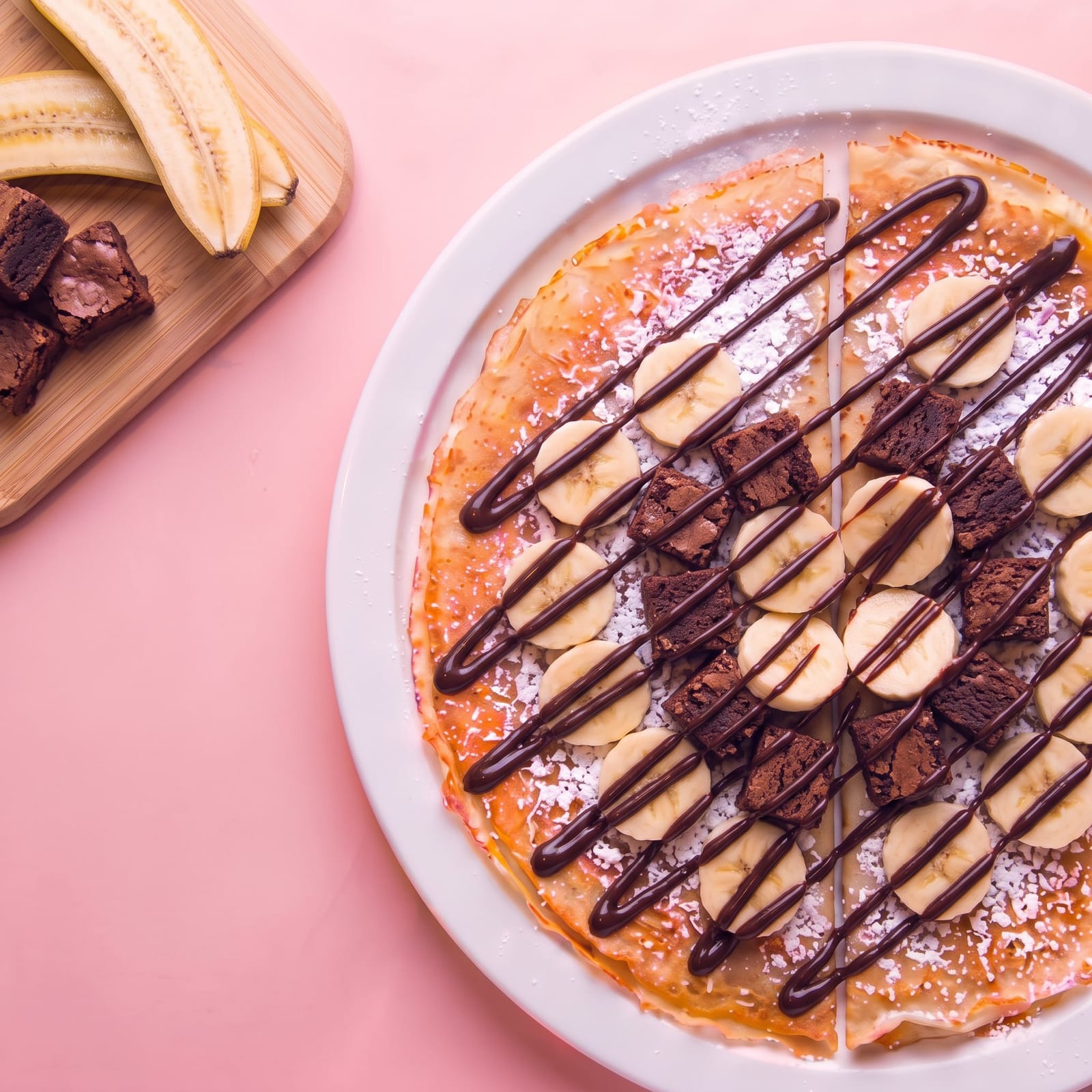 Pannenkoek met banaan en brownie – skin roze