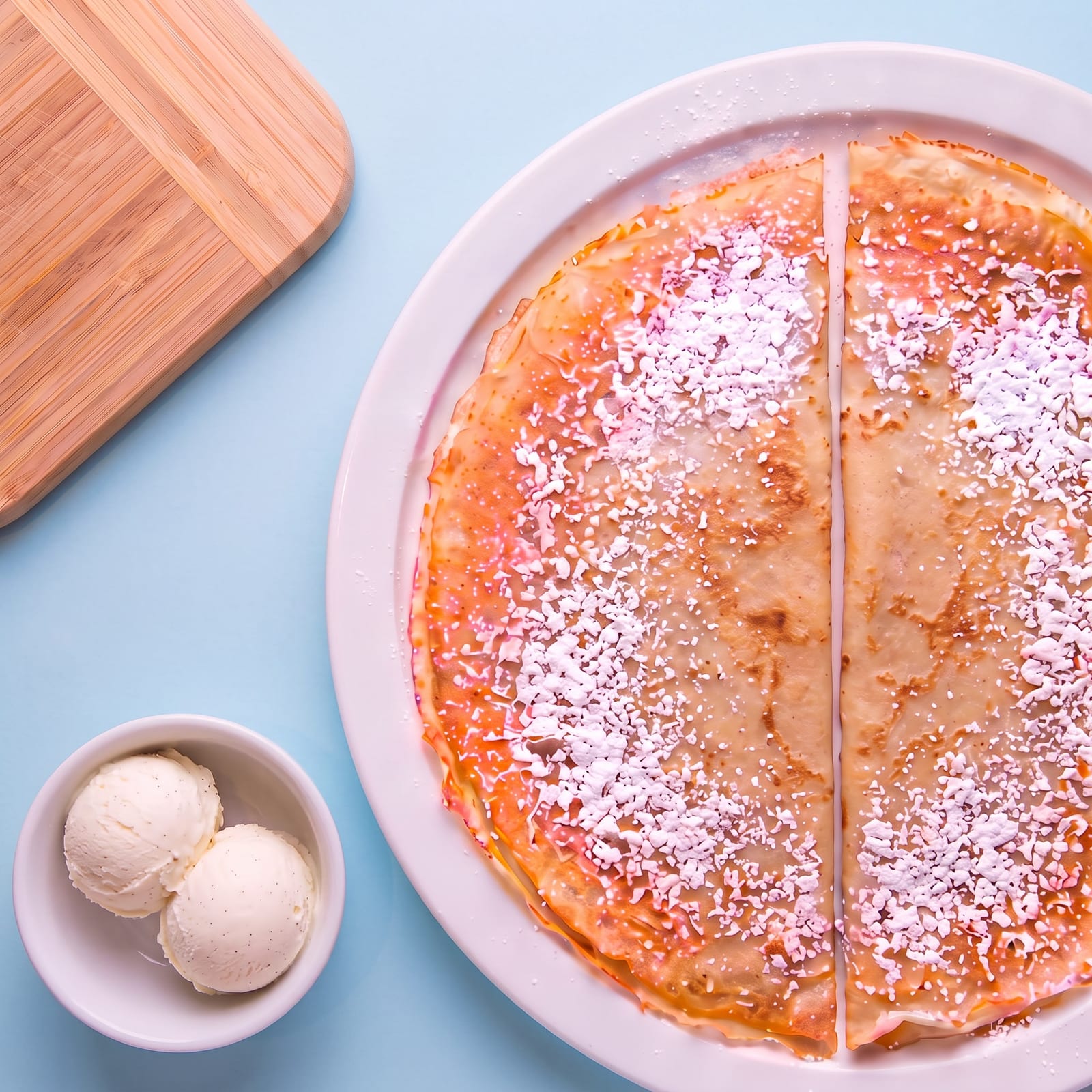 Pannenkoek met bloemsuiker en 2 bollen ijs – skin blauw