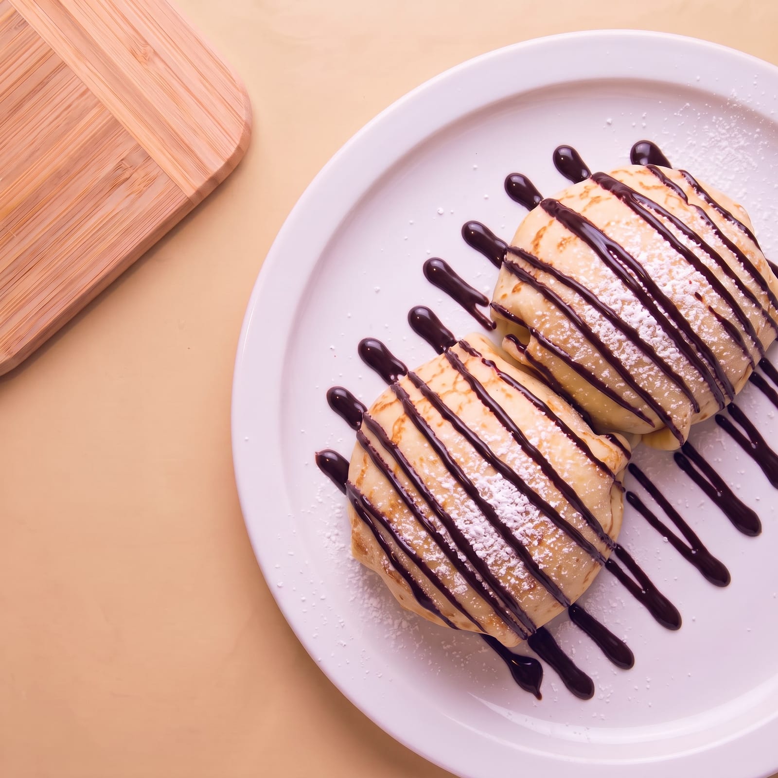 Pannenkoek met chocolade, dichtgevouwen – skin beige