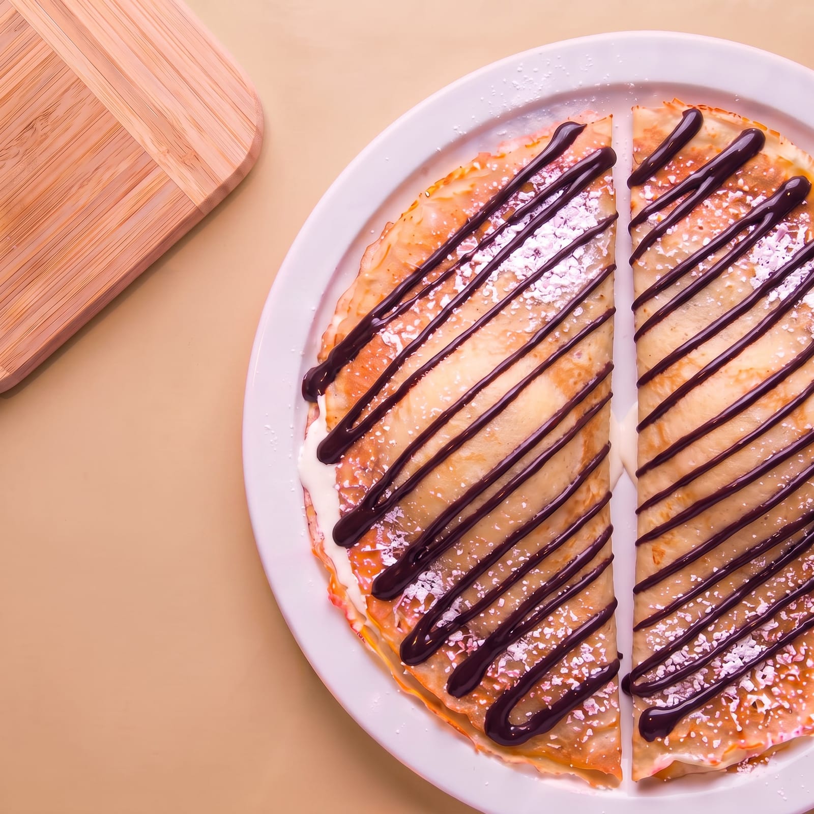 Pannenkoek met Nutella, dichtgevouwen – skin beige
