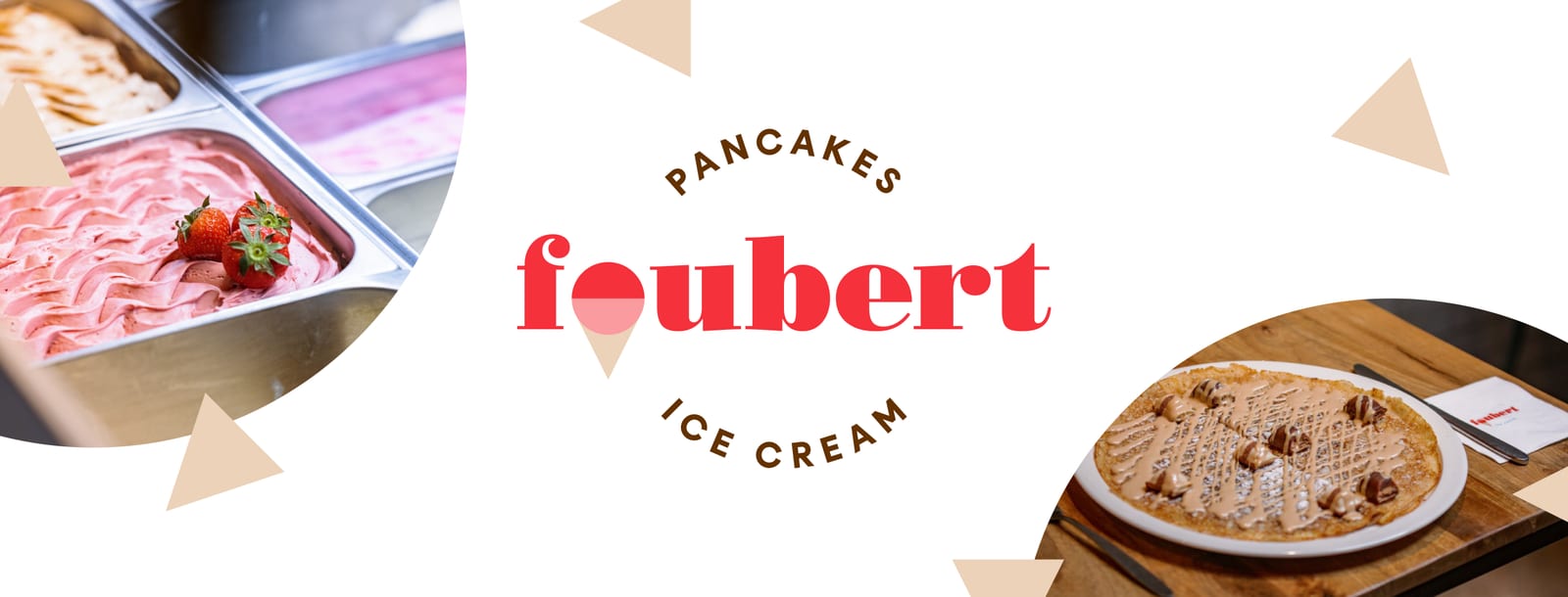 Foubert-badge met links een ijsbak met aardbeien en rechts een pannenkoek